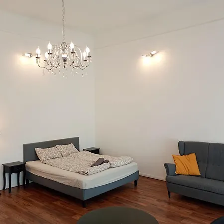 Dfive Csengery Apartament